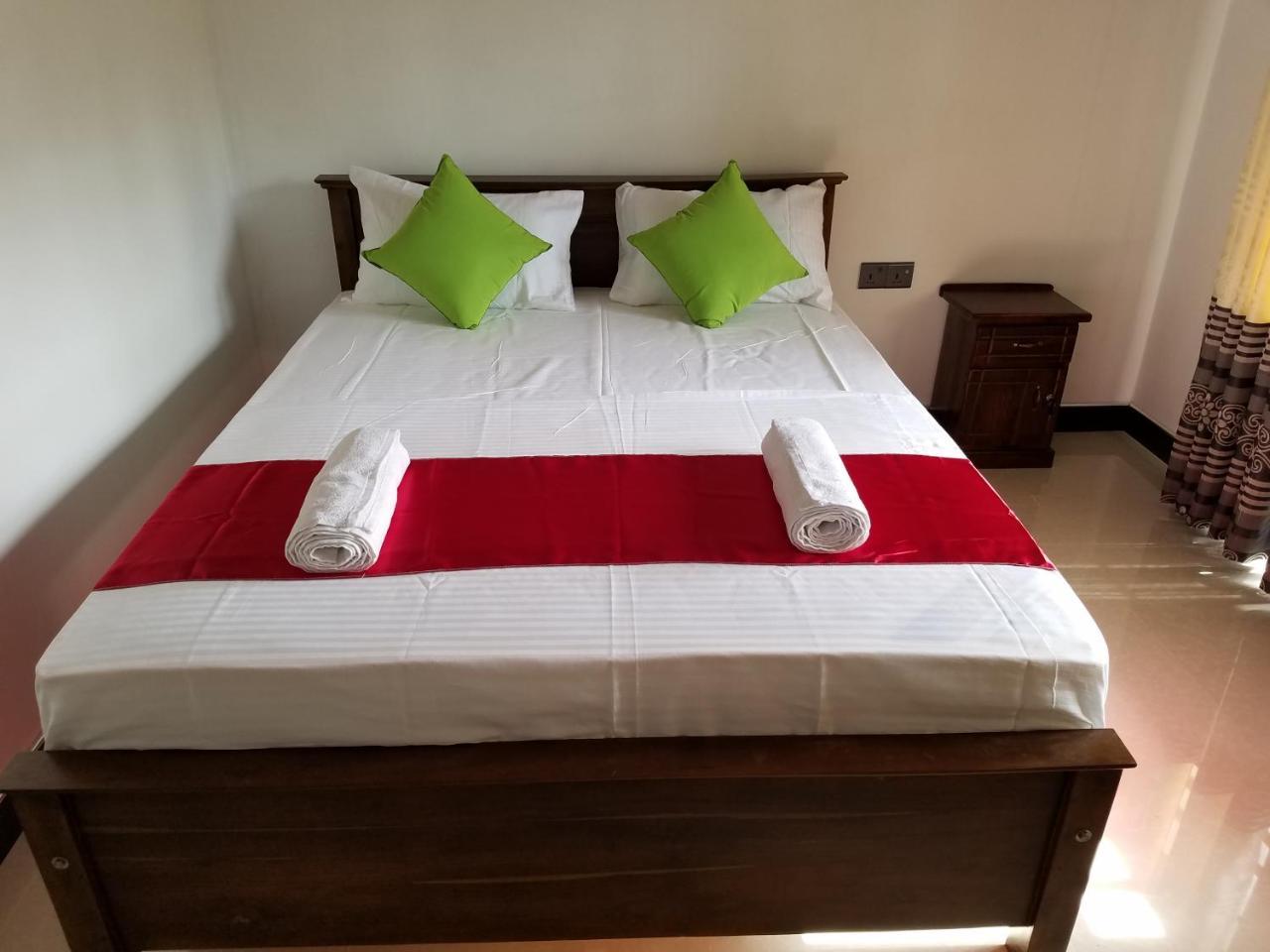 Yashumi Homestay Dambulla Exterior foto
